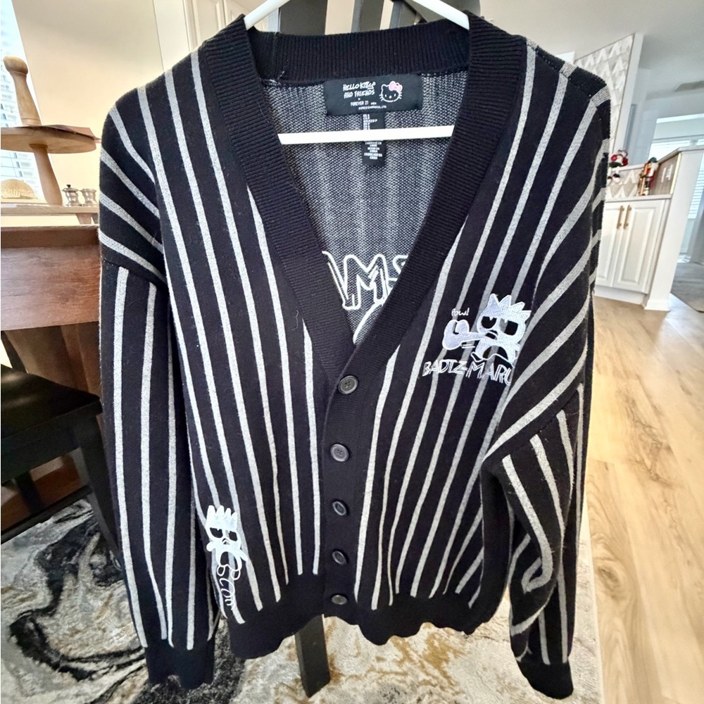Men’s Forever 21 x Hello Kitty and Friends Cardigan Sweater Size Small